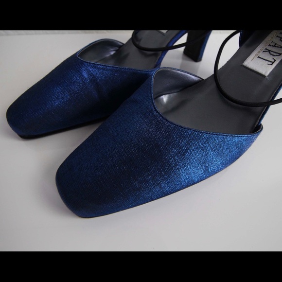 Metallic Blue Vintage Mary Janes - Picture 3 of 4